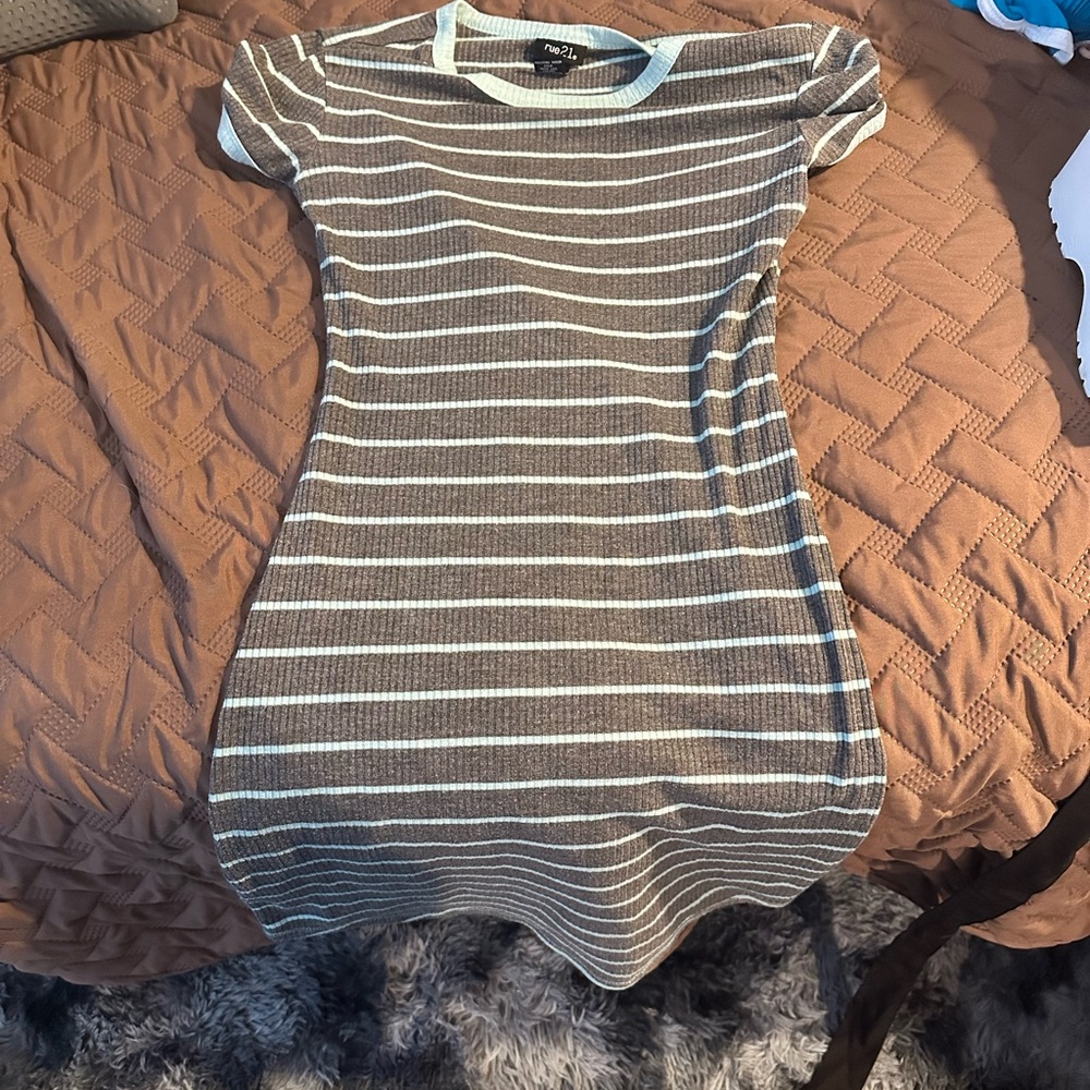 Rue21 Brown and White Sheath Dress with Cap Sleeves